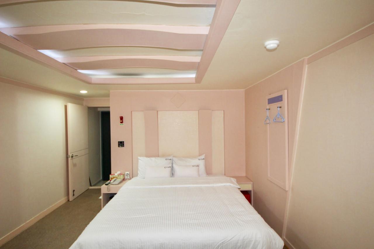 Motel Click 21 Busan Esterno foto