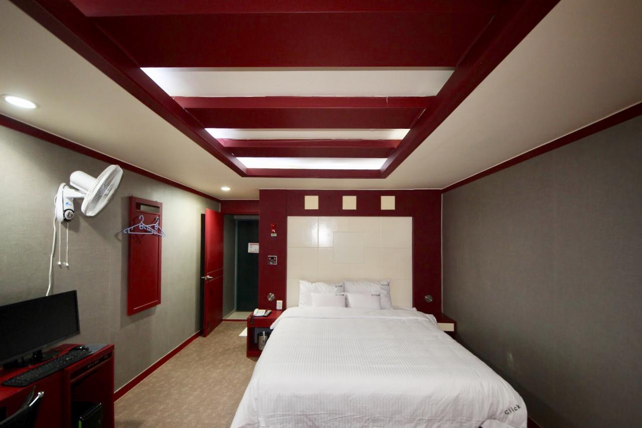 Motel Click 21 Busan Esterno foto