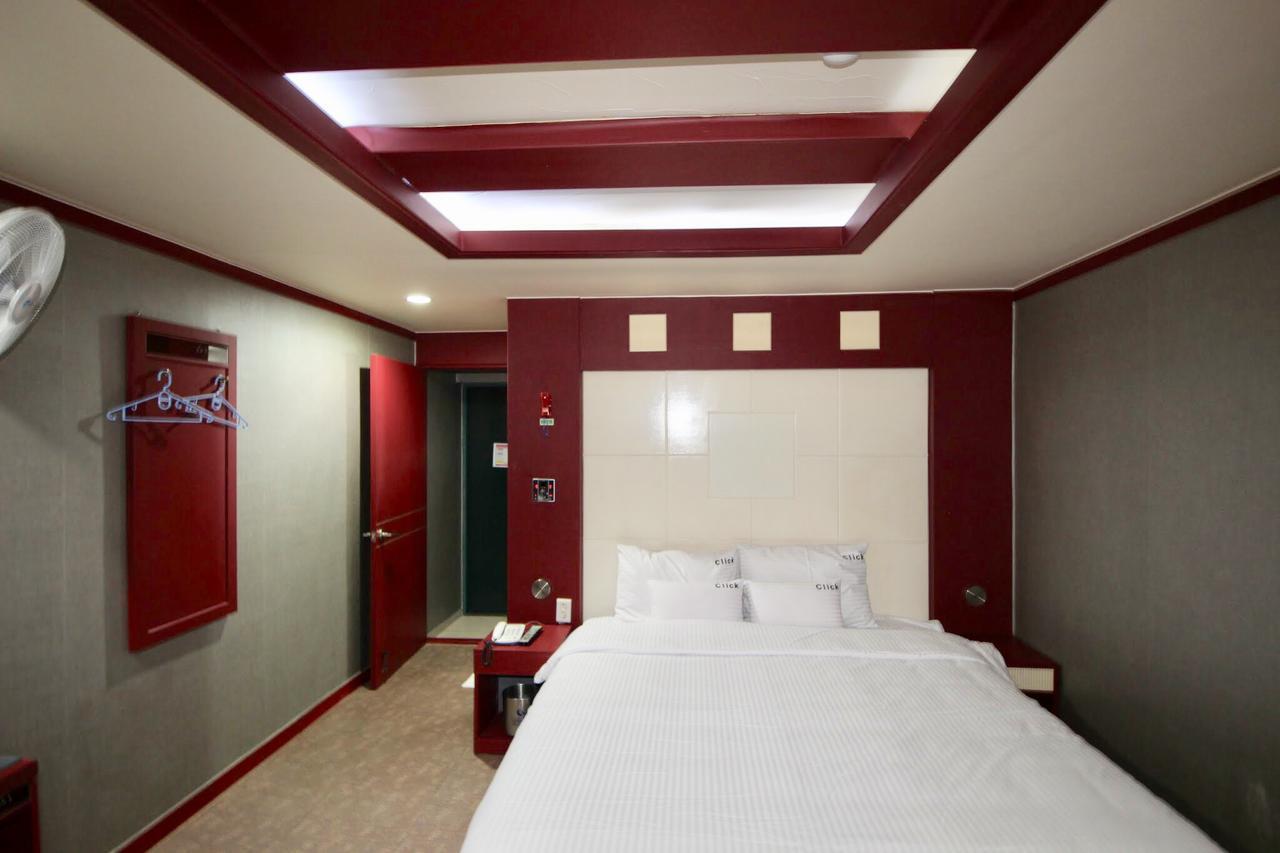 Motel Click 21 Busan Esterno foto
