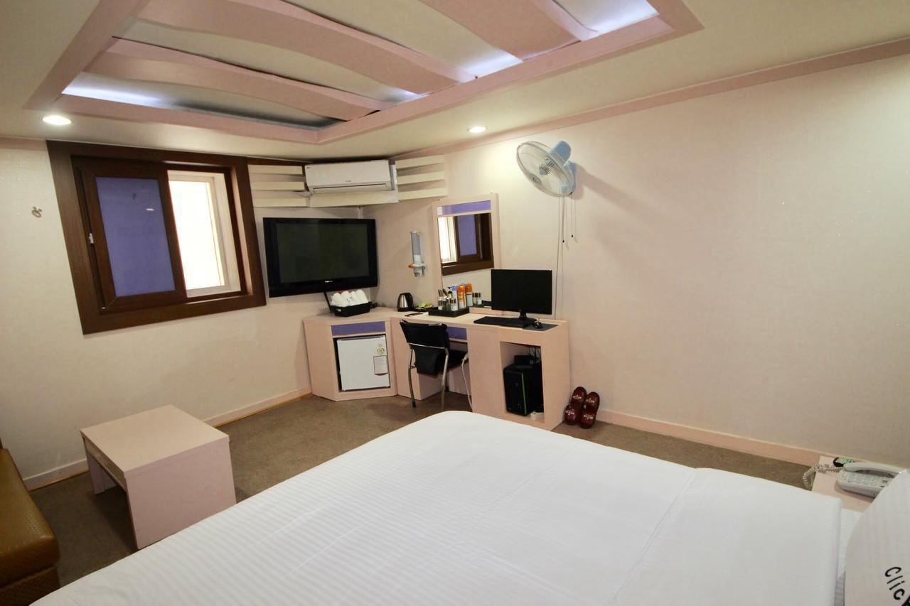 Motel Click 21 Busan Esterno foto