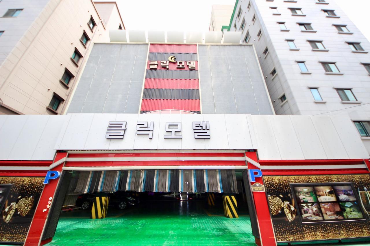 Motel Click 21 Busan Esterno foto