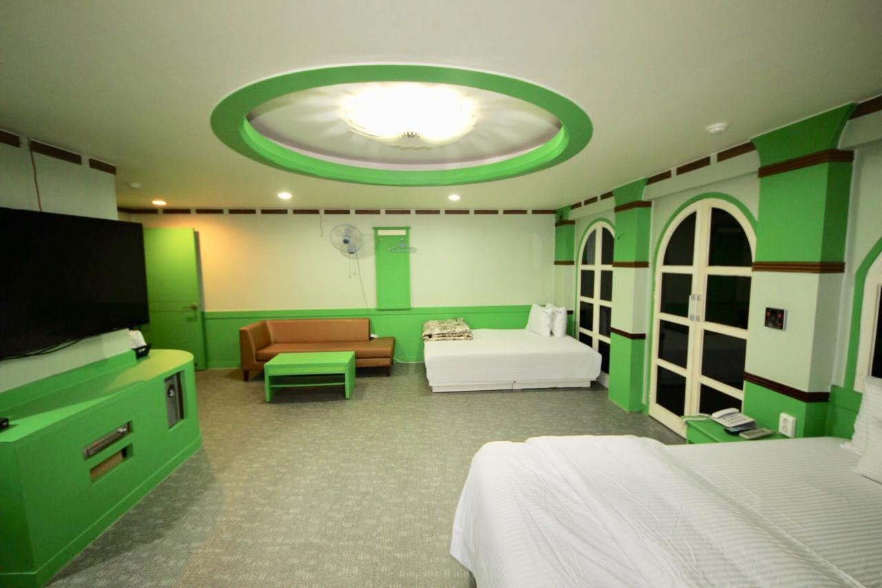 Motel Click 21 Busan Esterno foto