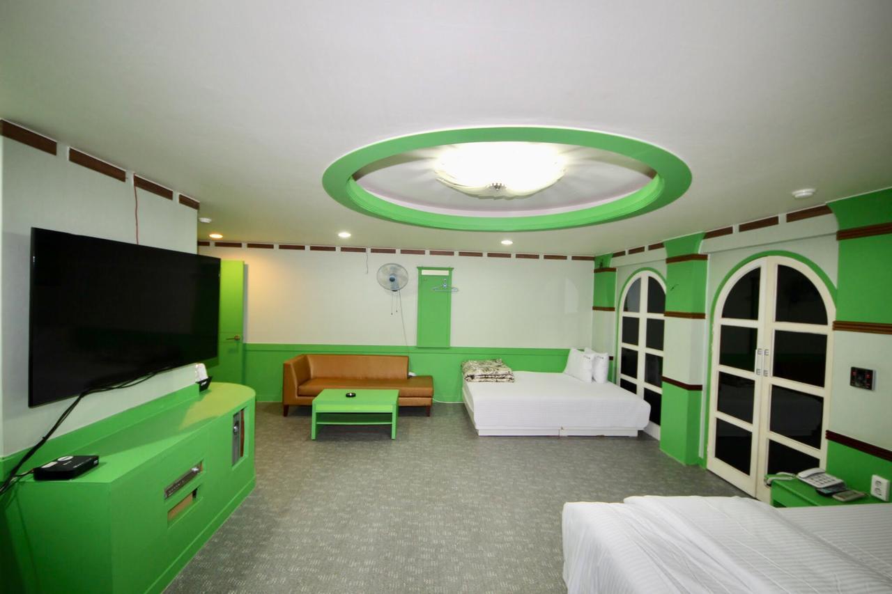 Motel Click 21 Busan Esterno foto